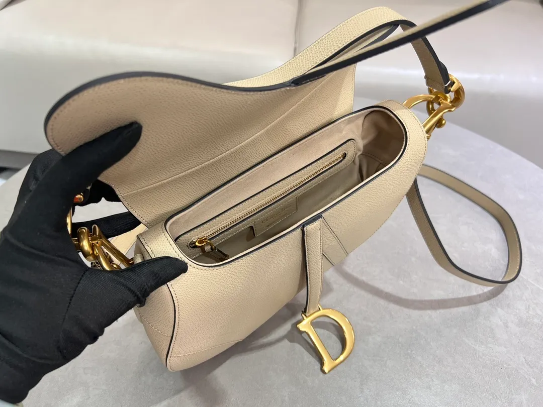 All Categories Official Website "Brand Women's Bags" Women's Bags 💙 DIOR 2026 New DIOR Crossbody Bag