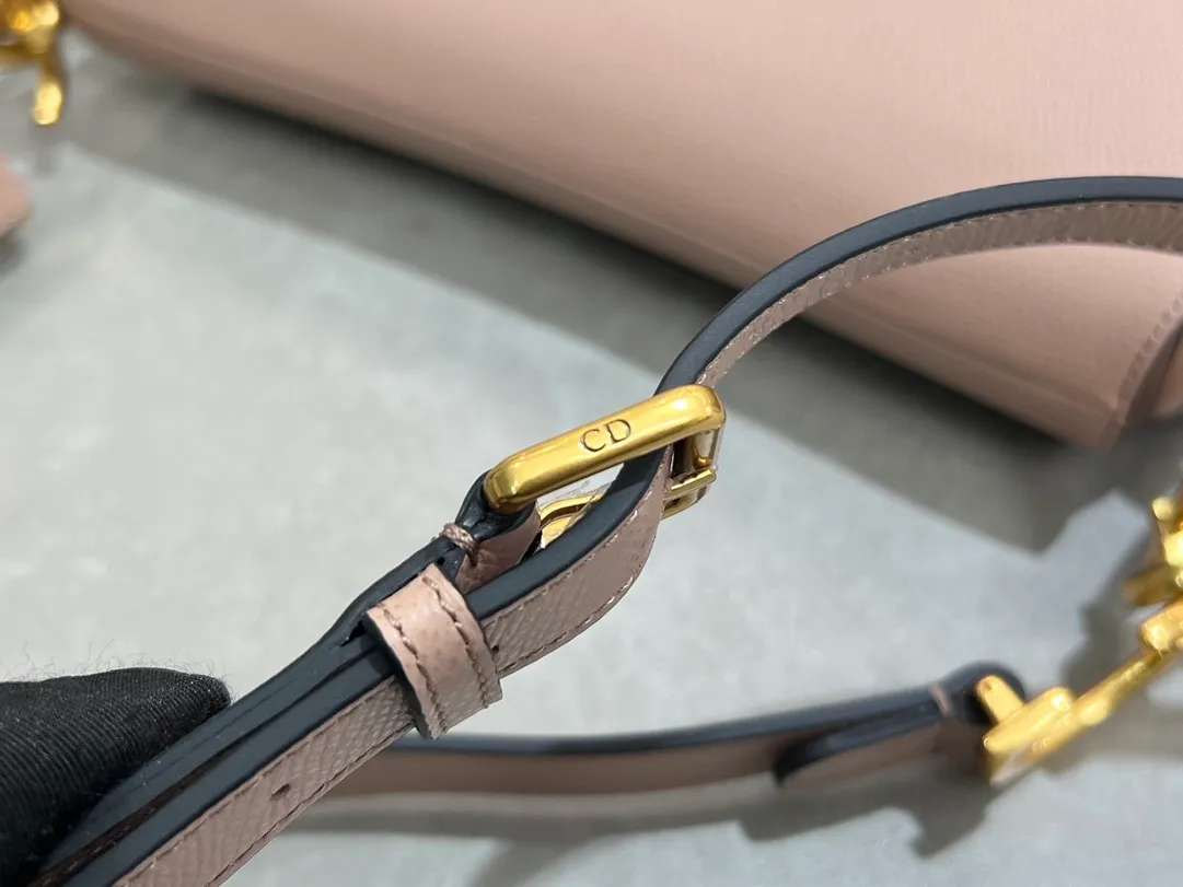 All Categories Official Website "Brand Women's Bags" Women's Bags 💙 DIOR 2026 New DIOR Crossbody Bag