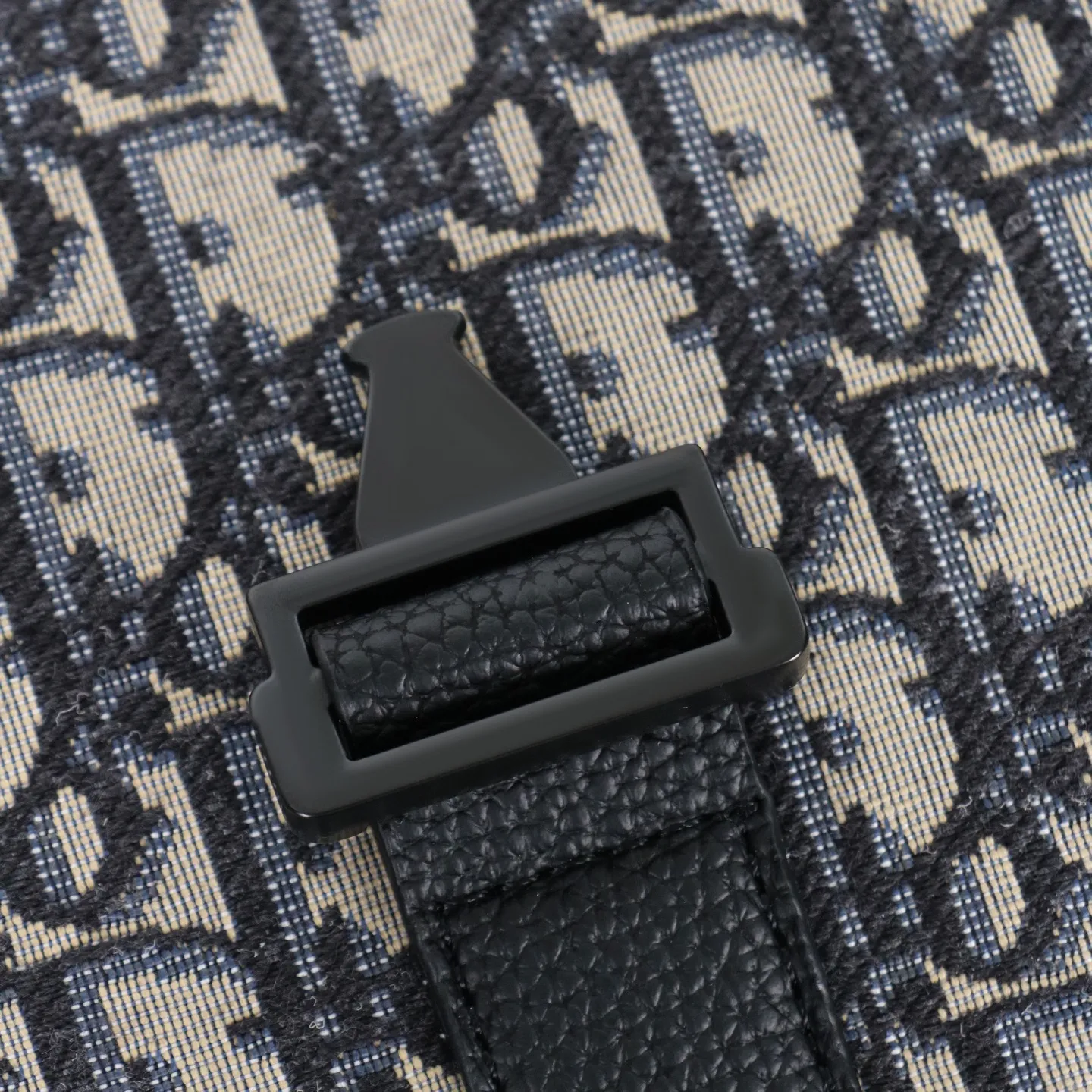 All Categories Official Website "Brand Women's Bags" Women's Bags 💙 DIOR 2026 New DIOR Crossbody Bag
