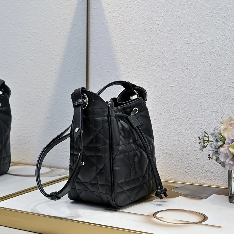 All Categories Official Website "Brand Women's Bags" Women's Bags 💙 DIOR 2025 New DIOR Crossbody Bag