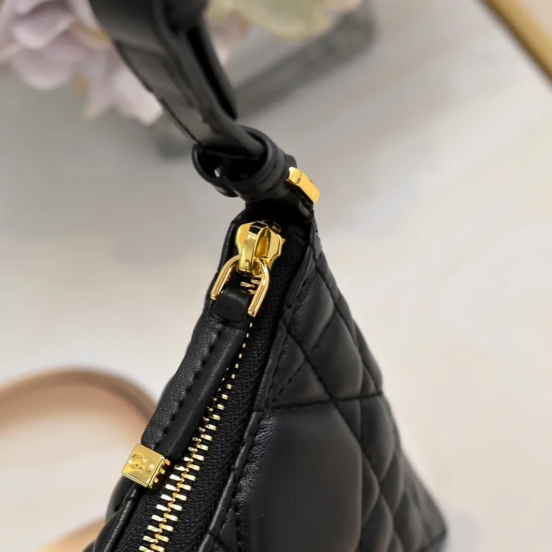 All Categories Official Website "Brand Women's Bags" Women's Bags 💙 DIOR 2026 New DiorMiss Caro Mini One-Shoulder Dumpling Bag