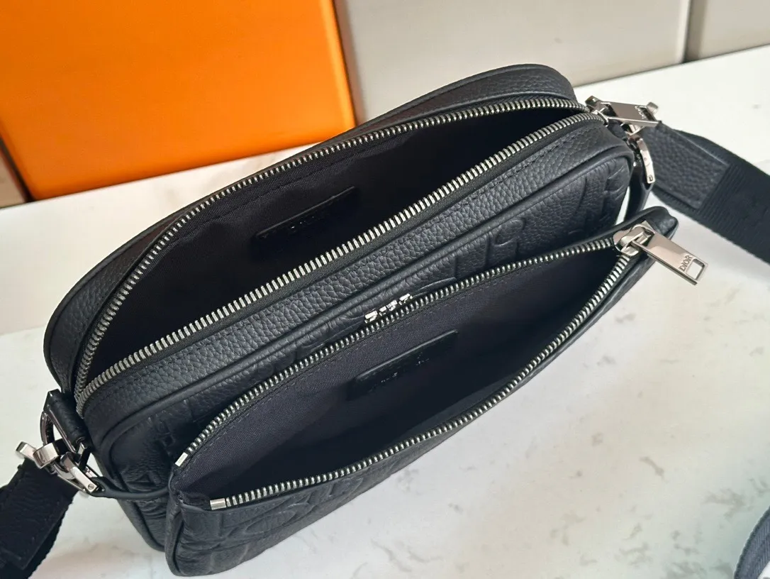 All Categories Official Website "Brand Women's Bags" Women's Bags 💙 DIOR 2025 New DIOR Crossbody Bag