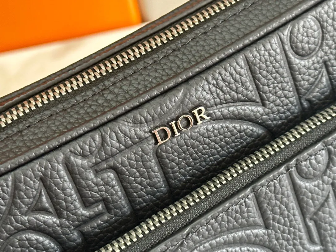 All Categories Official Website "Brand Women's Bags" Women's Bags 💙 DIOR 2025 New DIOR Crossbody Bag