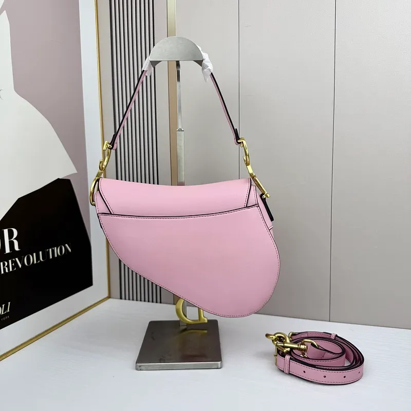 All categories Official website "Brand Women's Bags" Women's Bags 💙 DIOR DIOR 2026 new crossbody shoulder bag