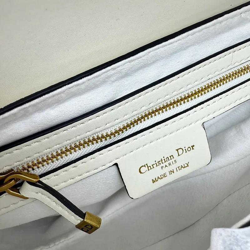 All categories Official website "Brand Women's Bags" Women's Bags 💙 DIOR DIOR 2026 new crossbody shoulder bag
