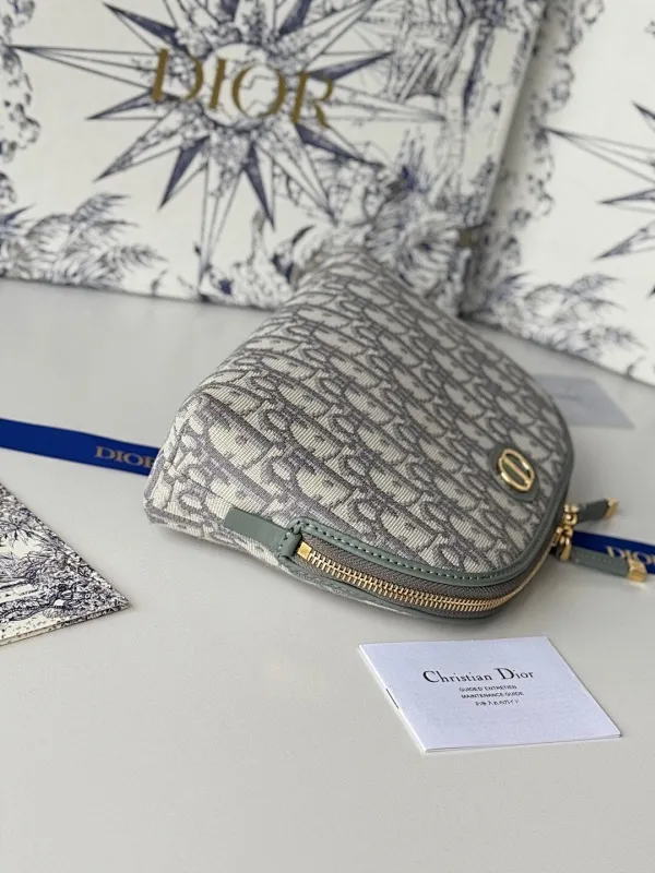 All Categories Official Website "Brand Women's Bags" Women's Bags 💙 DIOR 2025 New Dior Cosmetic Bag