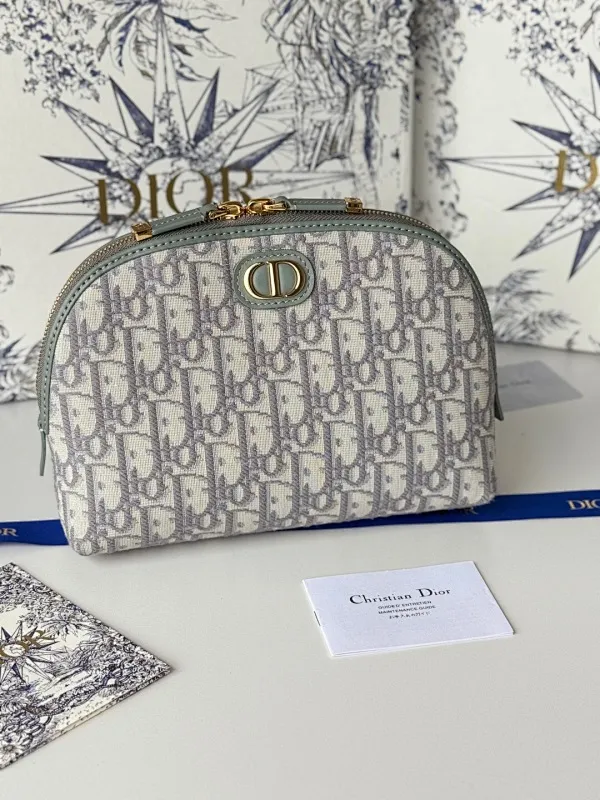 All Categories Official Website "Brand Women's Bags" Women's Bags 💙 DIOR 2025 New Dior Cosmetic Bag