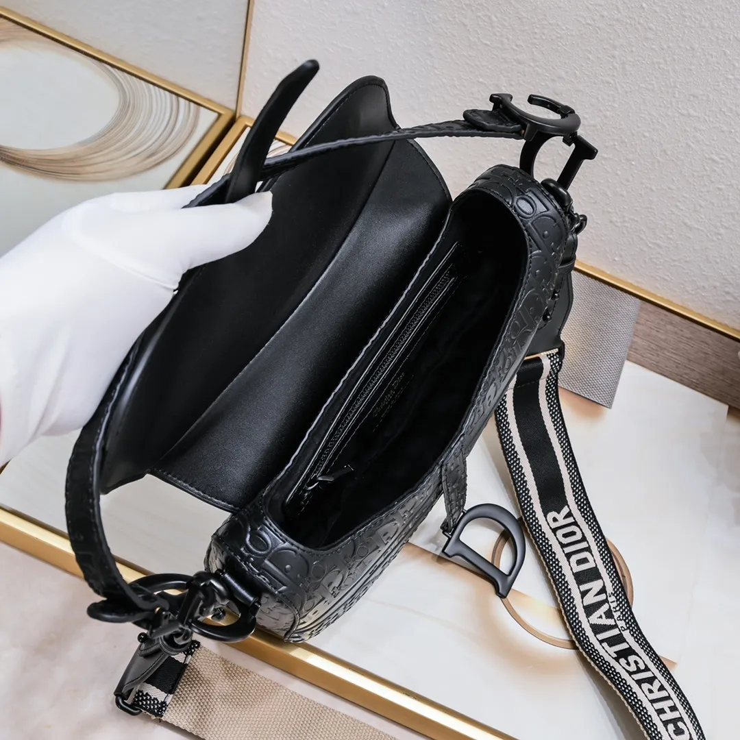 All Categories Official Website "Brand Women's Bags" Women's Bags 💙 DIOR 2025 New DIOR Crossbody Bag