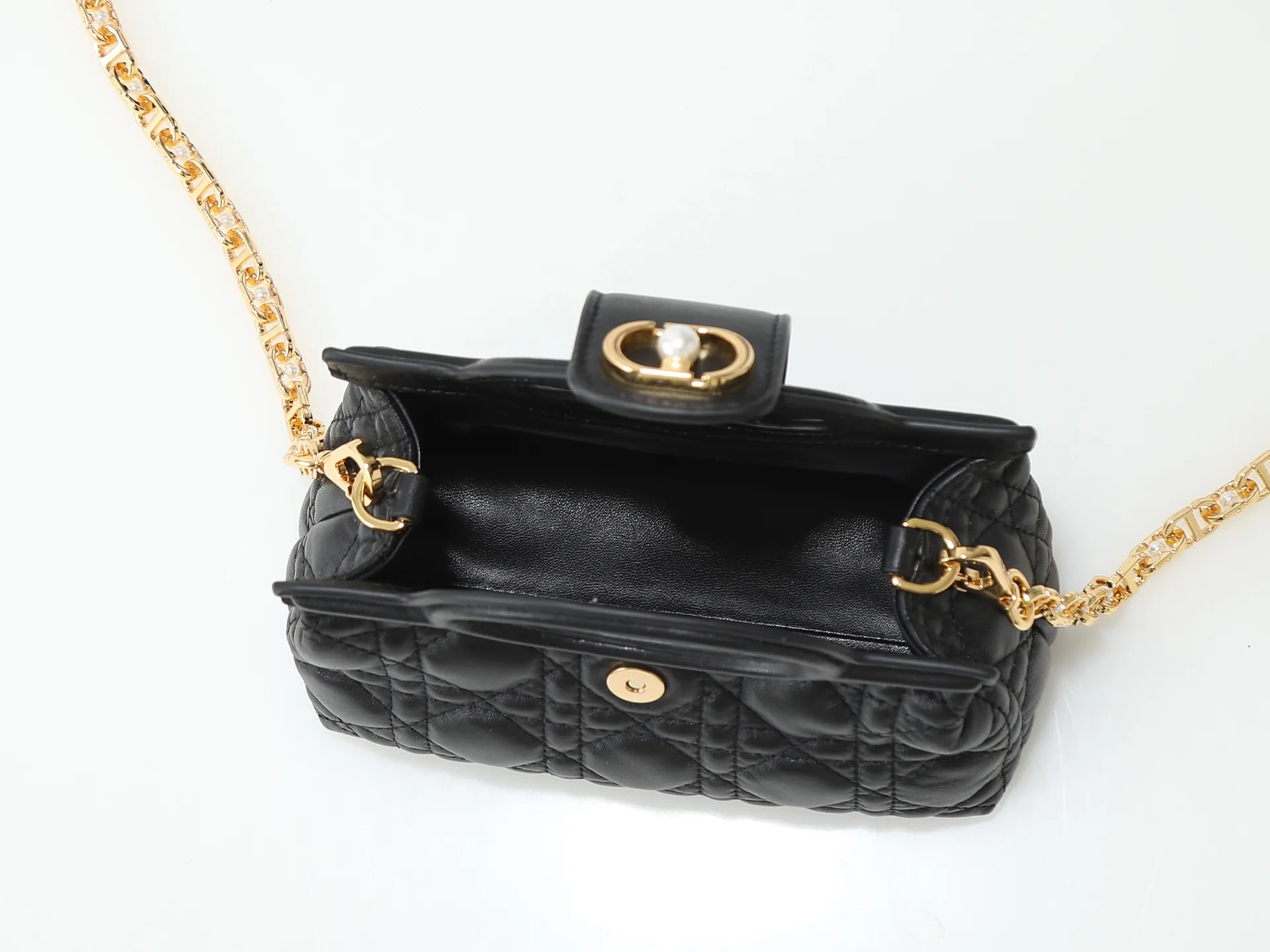 All Categories Official Website "Brand Women's Bags" Women's Bags 💙 DIOR 2026 New DIOR Crossbody Bag