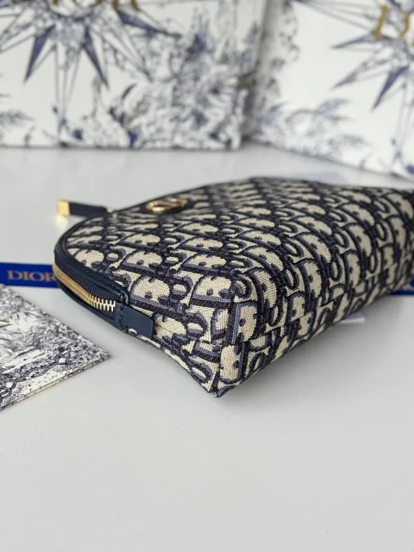 All Categories Official Website "Brand Women's Bags" Women's Bags 💙 DIOR 2025 New Dior Cosmetic Bag