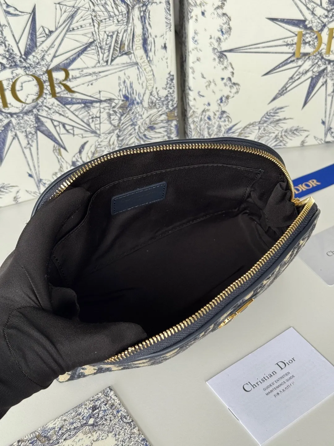 All Categories Official Website "Brand Women's Bags" Women's Bags 💙 DIOR 2025 New Dior Cosmetic Bag