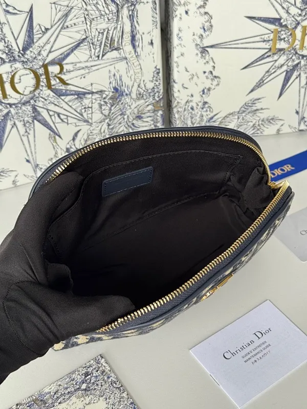 All Categories Official Website "Brand Women's Bags" Women's Bags 💙 DIOR 2025 New Dior Cosmetic Bag