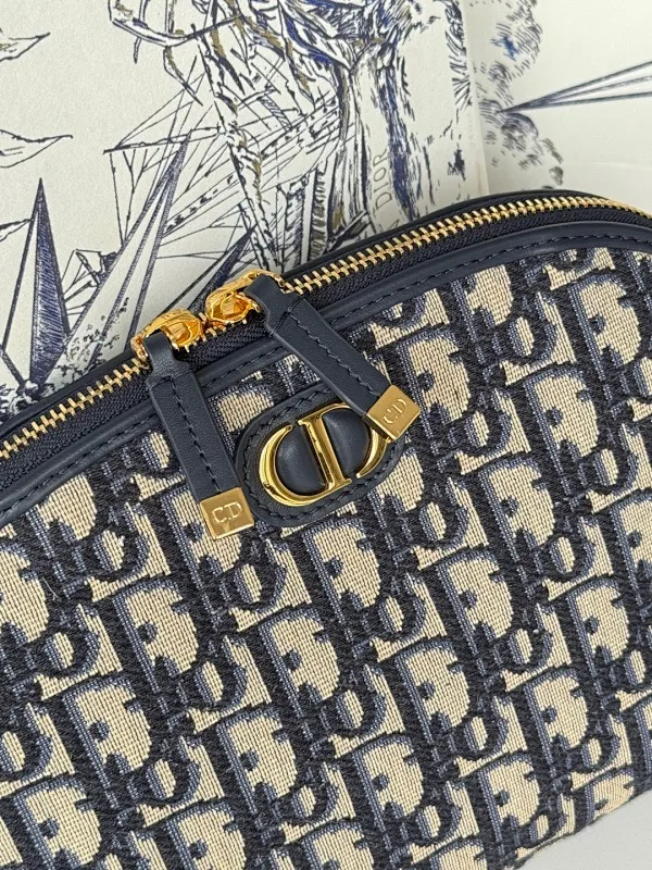 All Categories Official Website "Brand Women's Bags" Women's Bags 💙 DIOR 2025 New Dior Cosmetic Bag