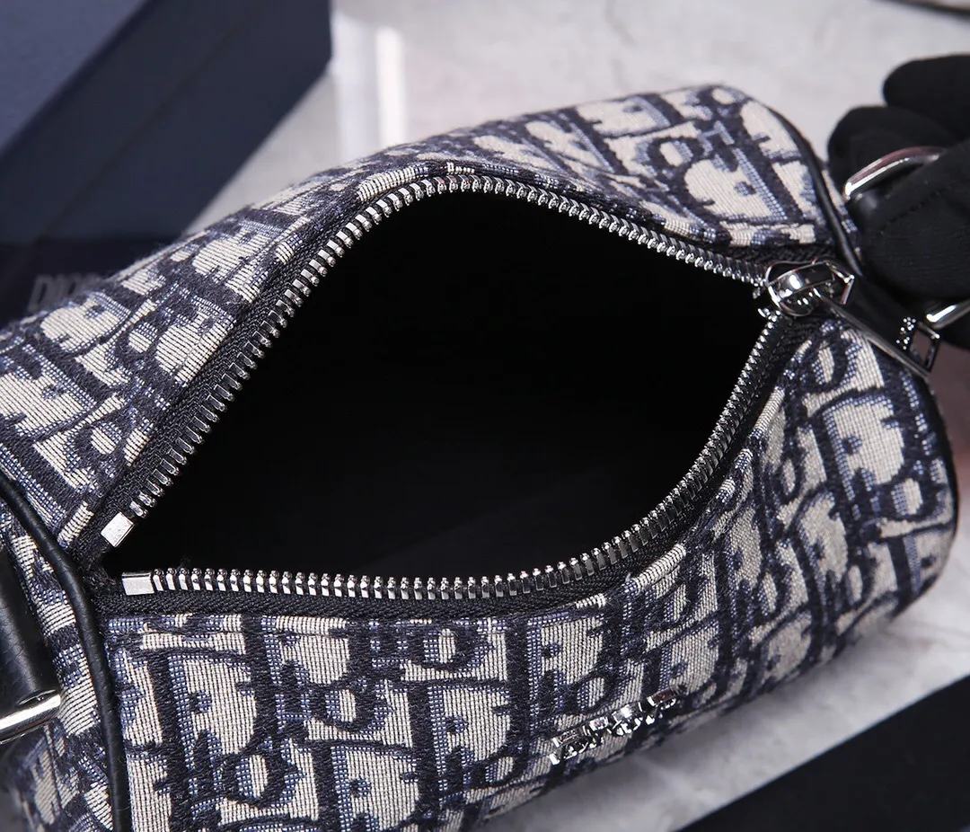 All Categories Official Website "Brand Women's Bags" Women's Bags 💙 DIOR 2025 New DIOR Crossbody Bag