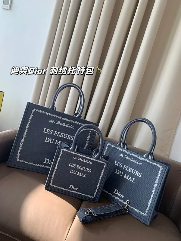 All Categories Official Website "Brand Women's Bags" Women's Bags 💙 DIOR 2025 New DIOR Embroidered Tote Bag