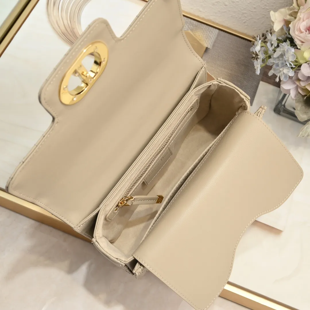 All Categories Official Website "Brand Women's Bags" Women's Bags 💙 DIOR 2025 New DIOR Crossbody Bag