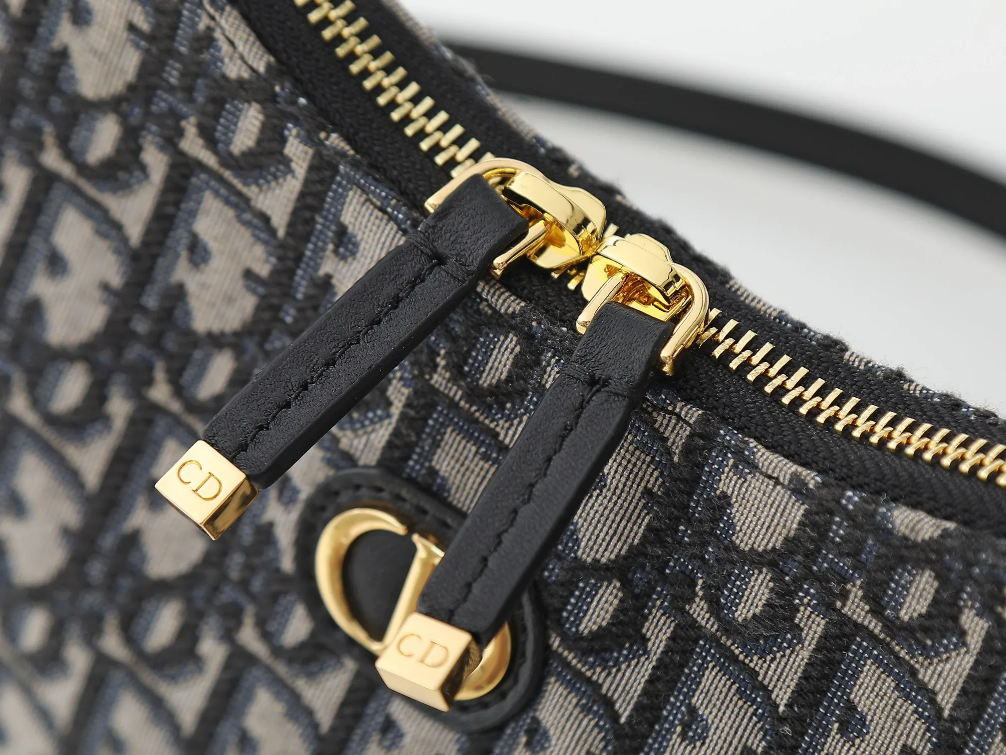 All Categories Official Website "Brand Women's Bags" Women's Bags 💙 DIOR 2026 New DIOR Crossbody Bag