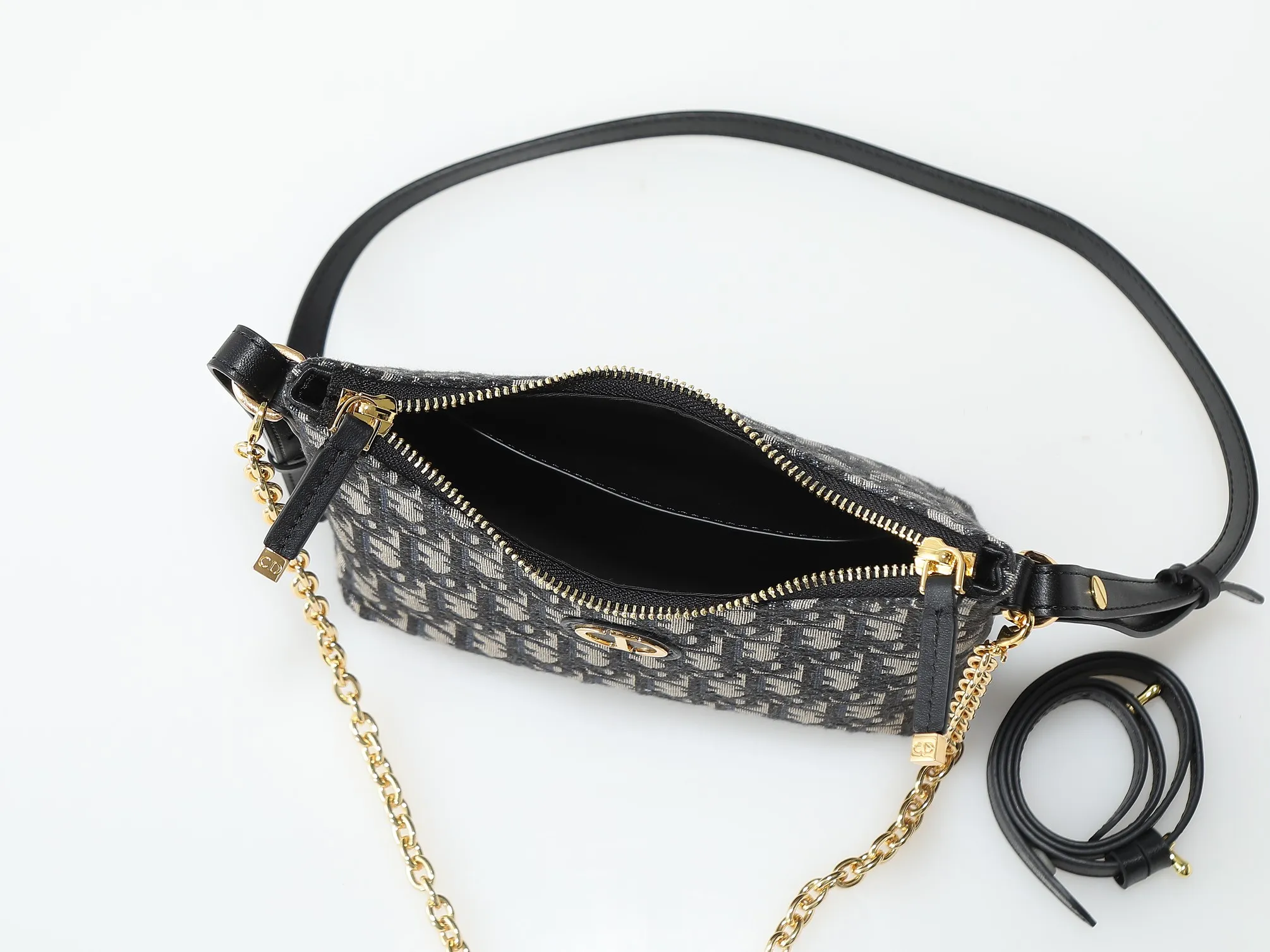 All Categories Official Website "Brand Women's Bags" Women's Bags 💙 DIOR 2026 New DIOR Crossbody Bag