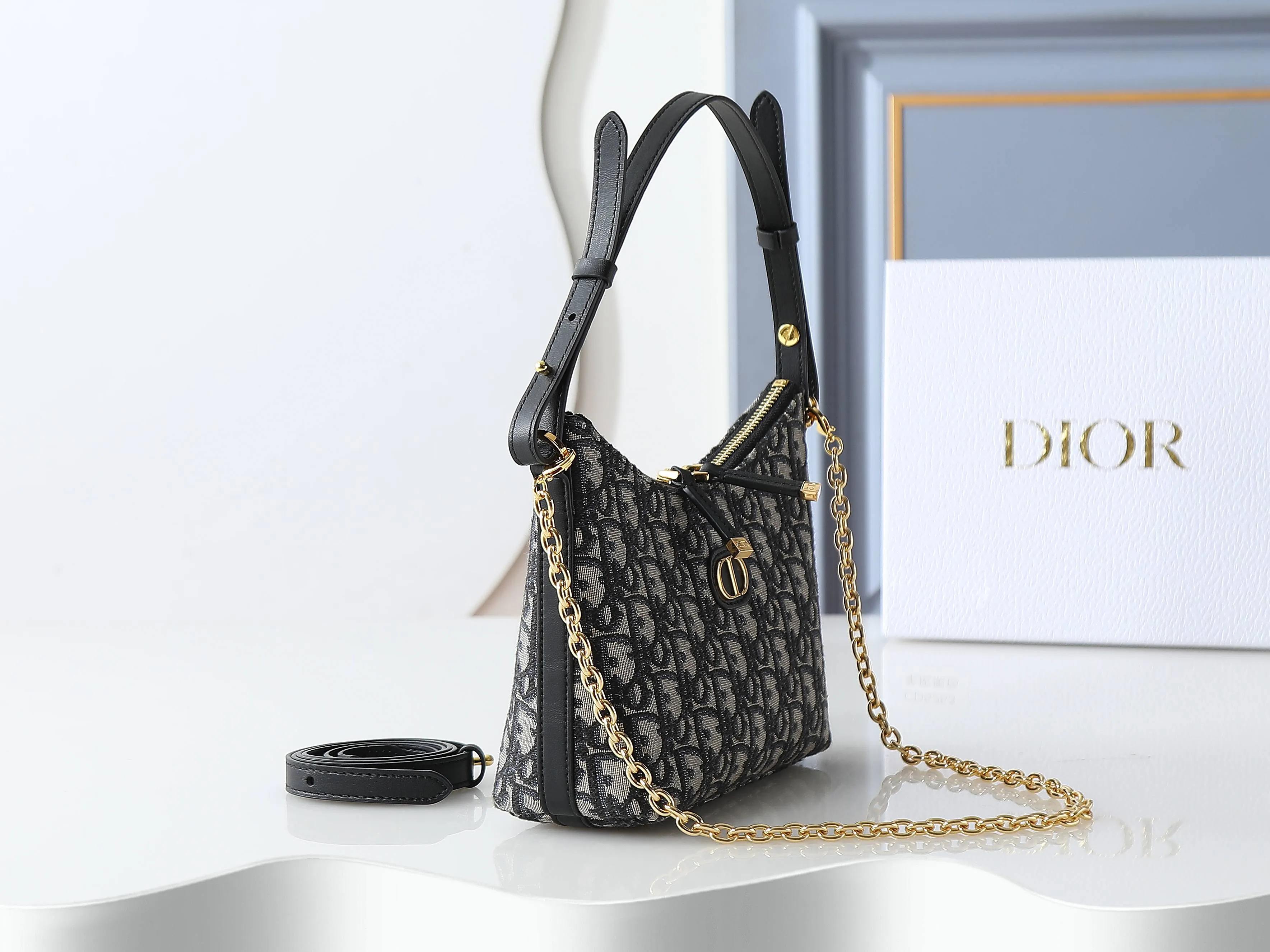 All Categories Official Website "Brand Women's Bags" Women's Bags 💙 DIOR 2026 New DIOR Crossbody Bag