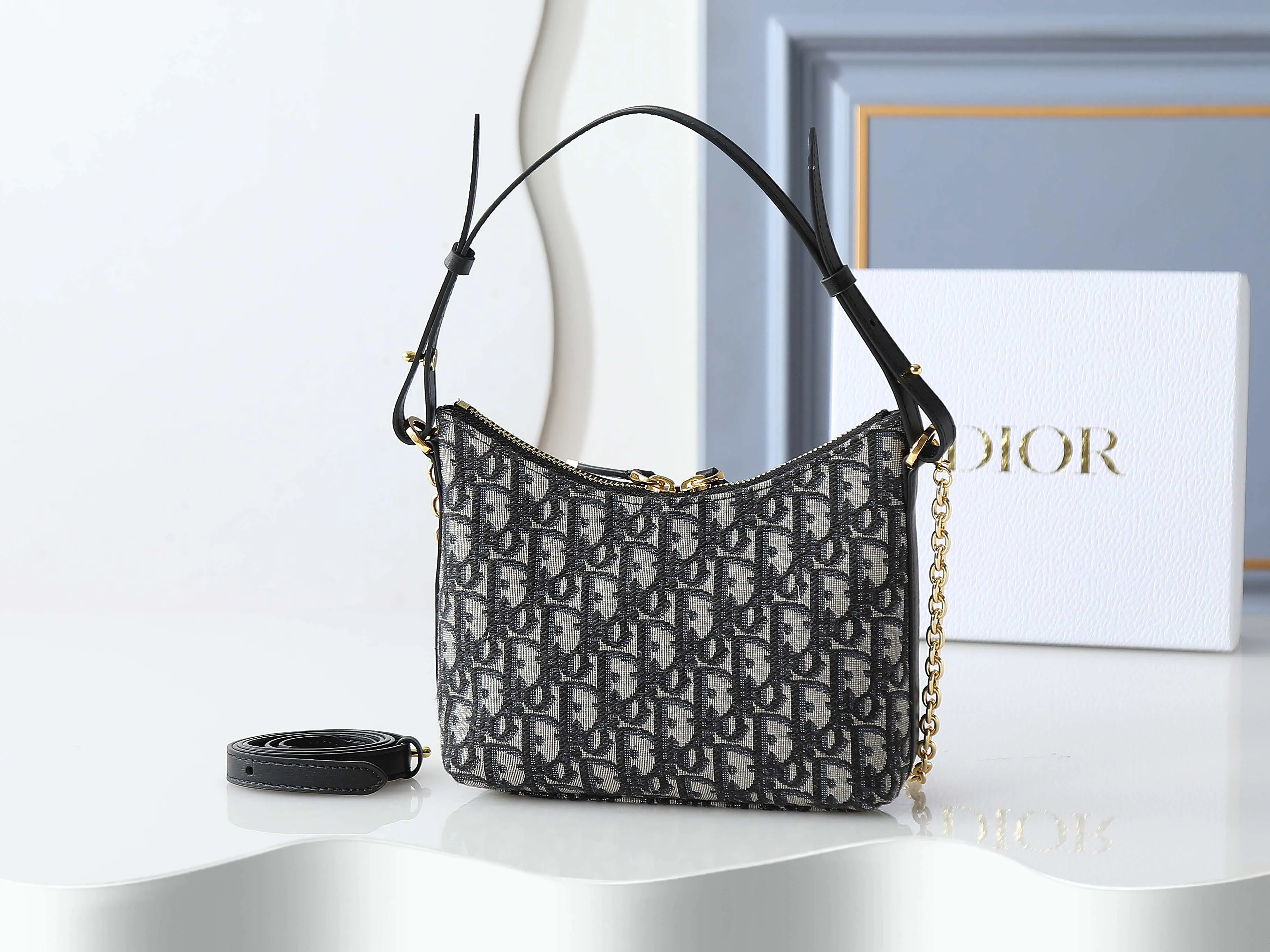 All Categories Official Website "Brand Women's Bags" Women's Bags 💙 DIOR 2026 New DIOR Crossbody Bag