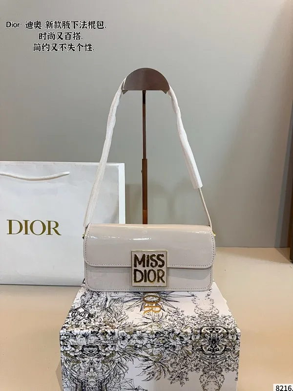 All categories Official website "Brand Women's Bags" Women's Bags 💙 DIOR 2025 new DIOR armpit bag