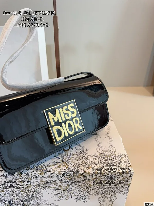 All categories Official website "Brand Women's Bags" Women's Bags 💙 DIOR 2025 new DIOR armpit bag