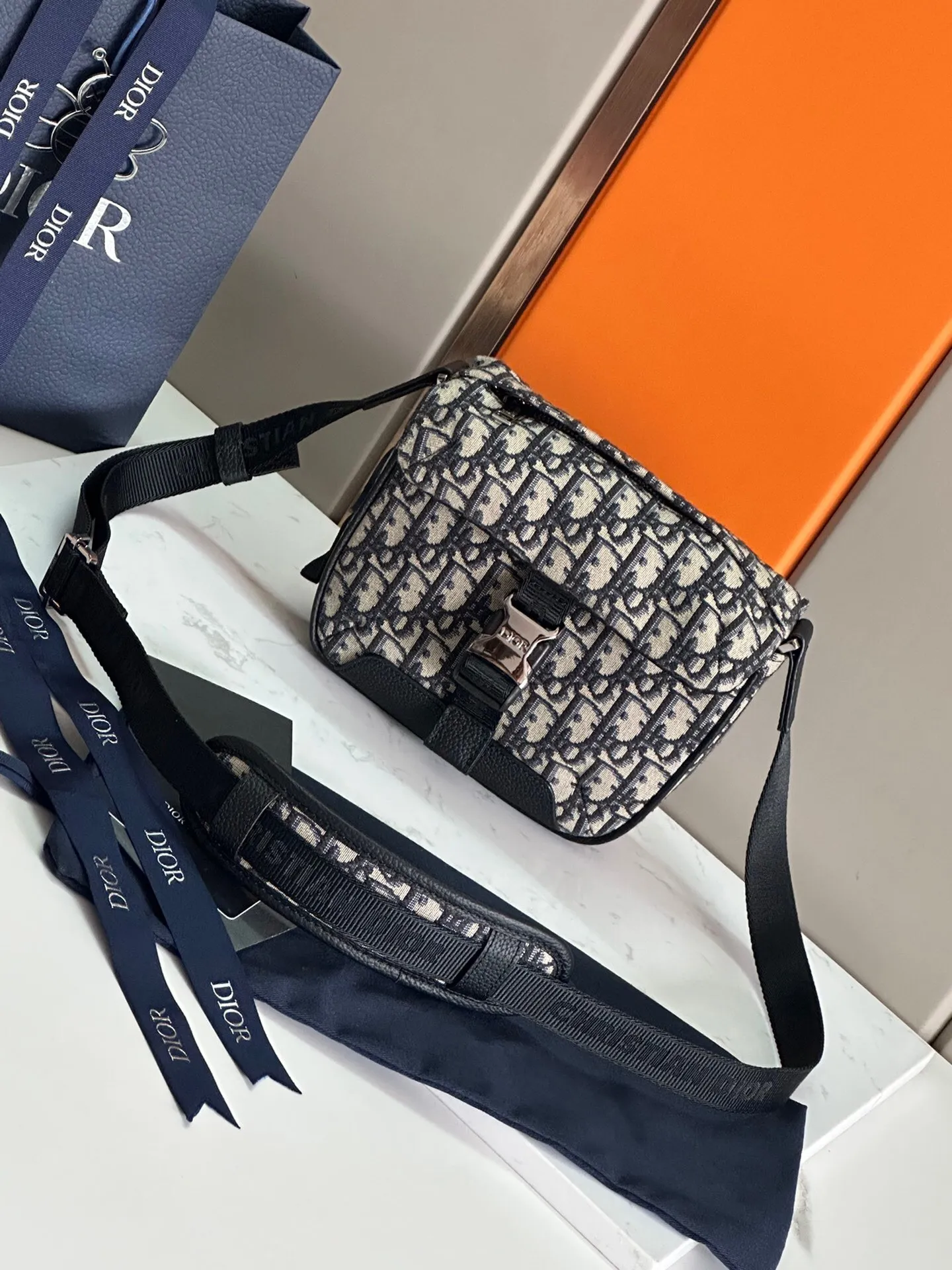All Categories Official Website "Brand Women's Bags" Women's Bags 💙 DIOR 2025 New DIOR Crossbody Bag