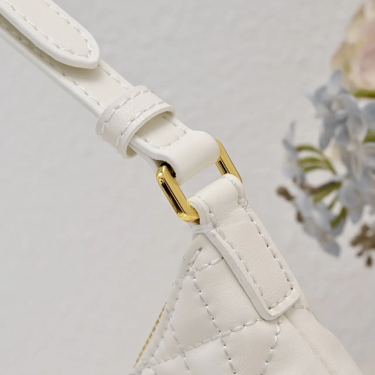 All Categories Official Website "Brand Women's Bags" Women's Bags 💙 DIOR 2026 New DiorMiss Caro Mini One-Shoulder Dumpling Bag