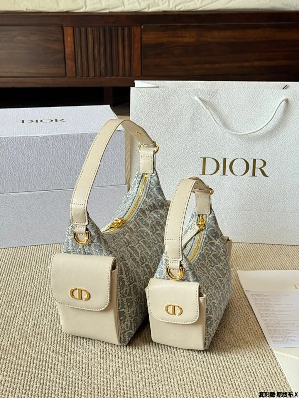 All categories Official website "Brand Women's Bags" Women's Bags 💙 DIOR 2025 new DIOR armpit bag