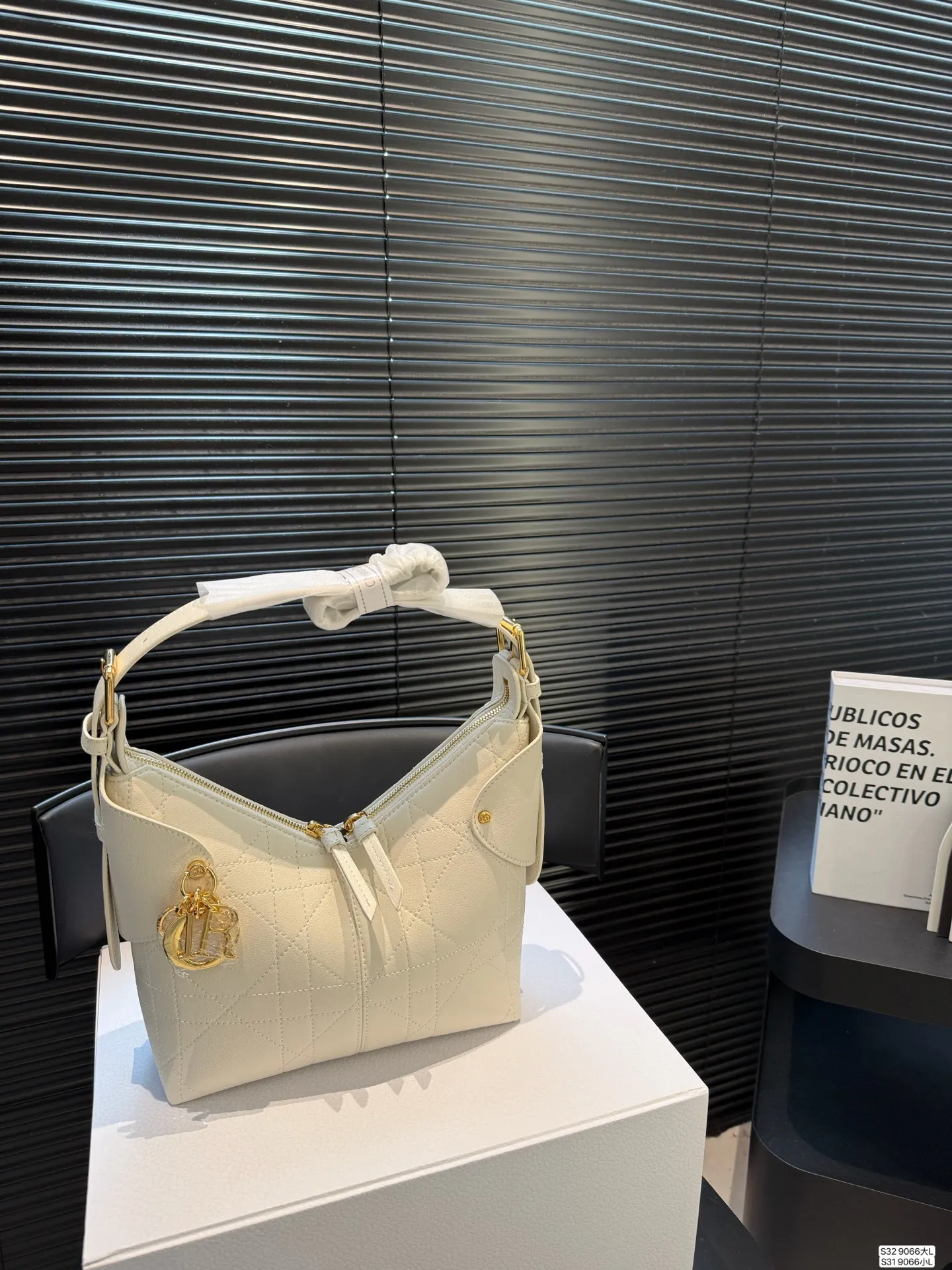 All categories Official website "Brand Women's Bags" Women's Bags 💙 DIOR 2025 new DIOR armpit bag