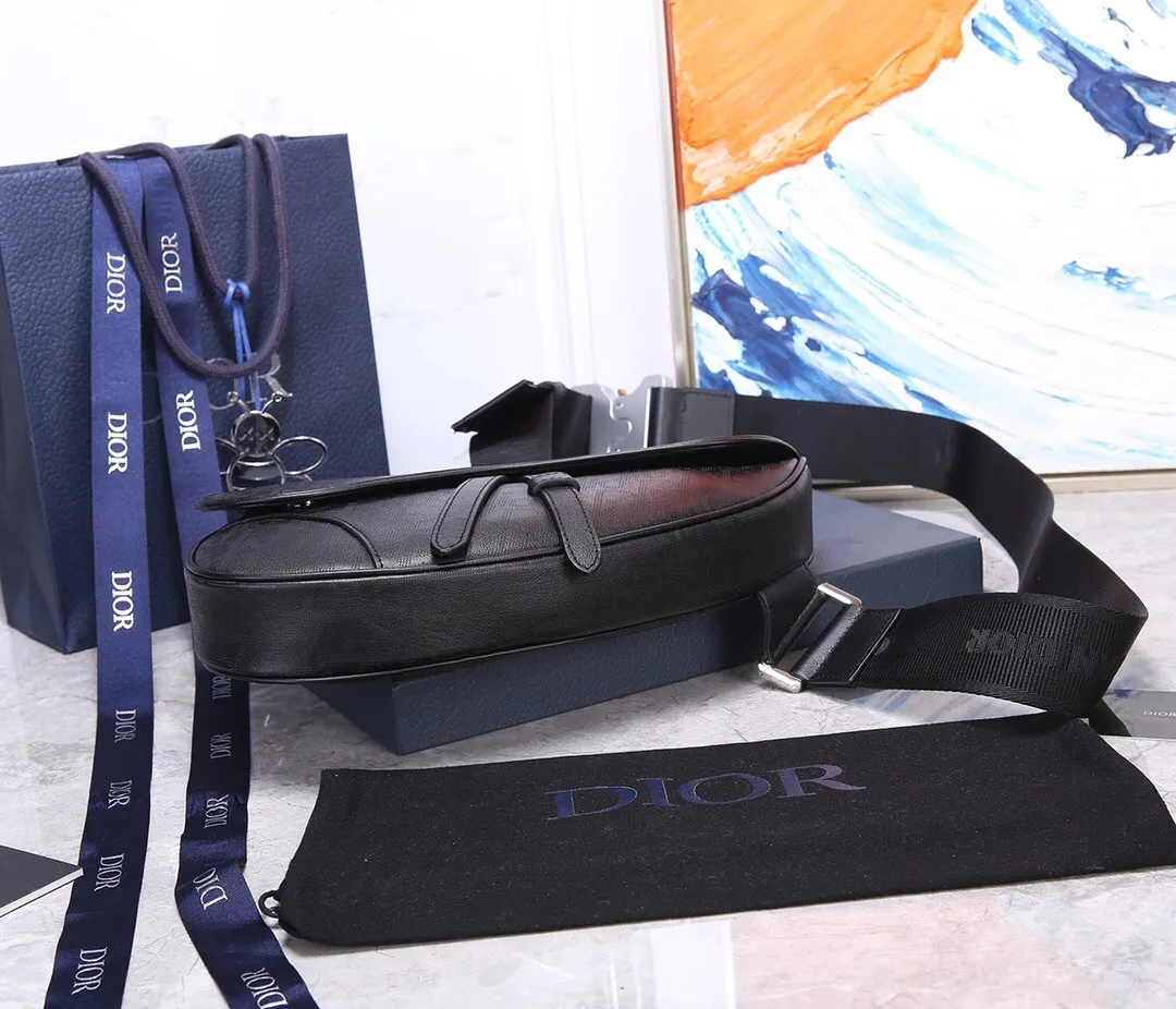 All Categories Official Website "Brand Women's Bags" Women's Bags 💙 DIOR 2025 New DIOR Crossbody Bag