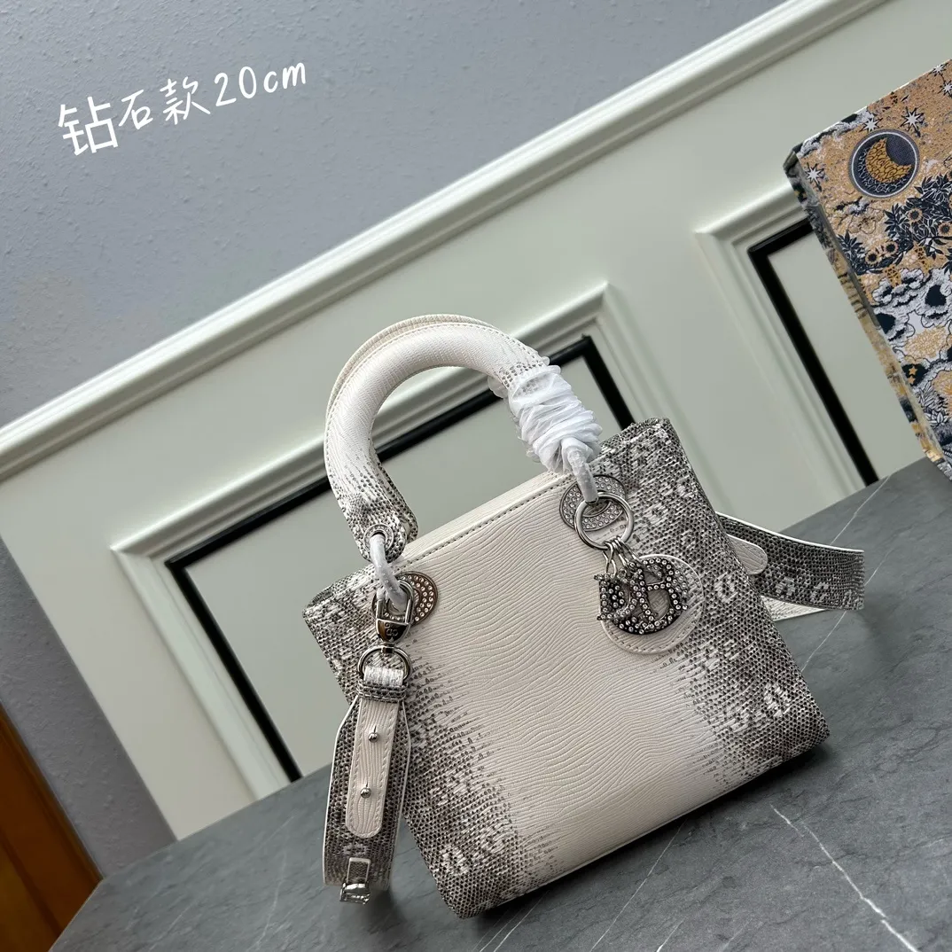 All Categories Official Website "Brand Women's Bags" Women's Bags 💙 DIOR 2026 New DIOR Handbags