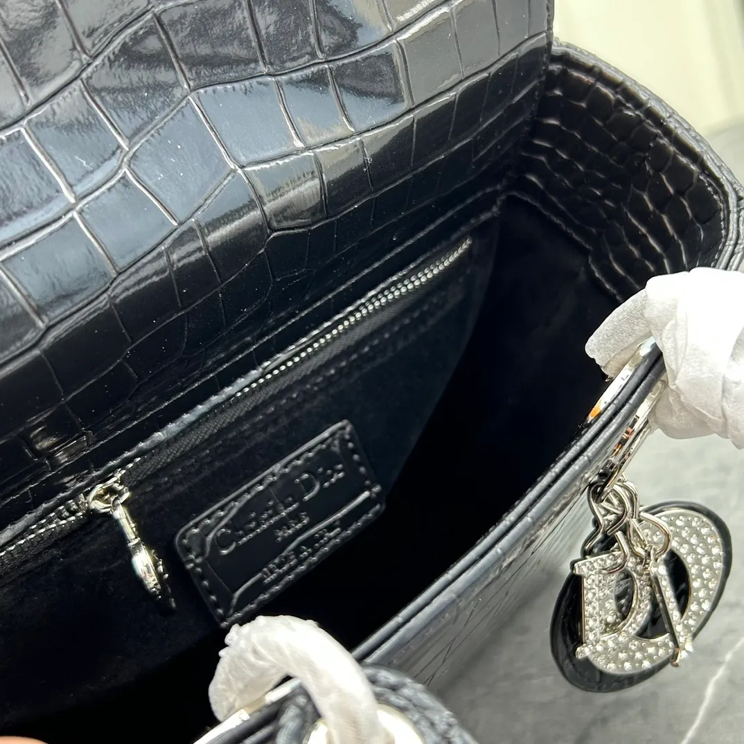 All Categories Official Website "Brand Women's Bags" Women's Bags 💙 DIOR 2026 New DIOR Handbags
