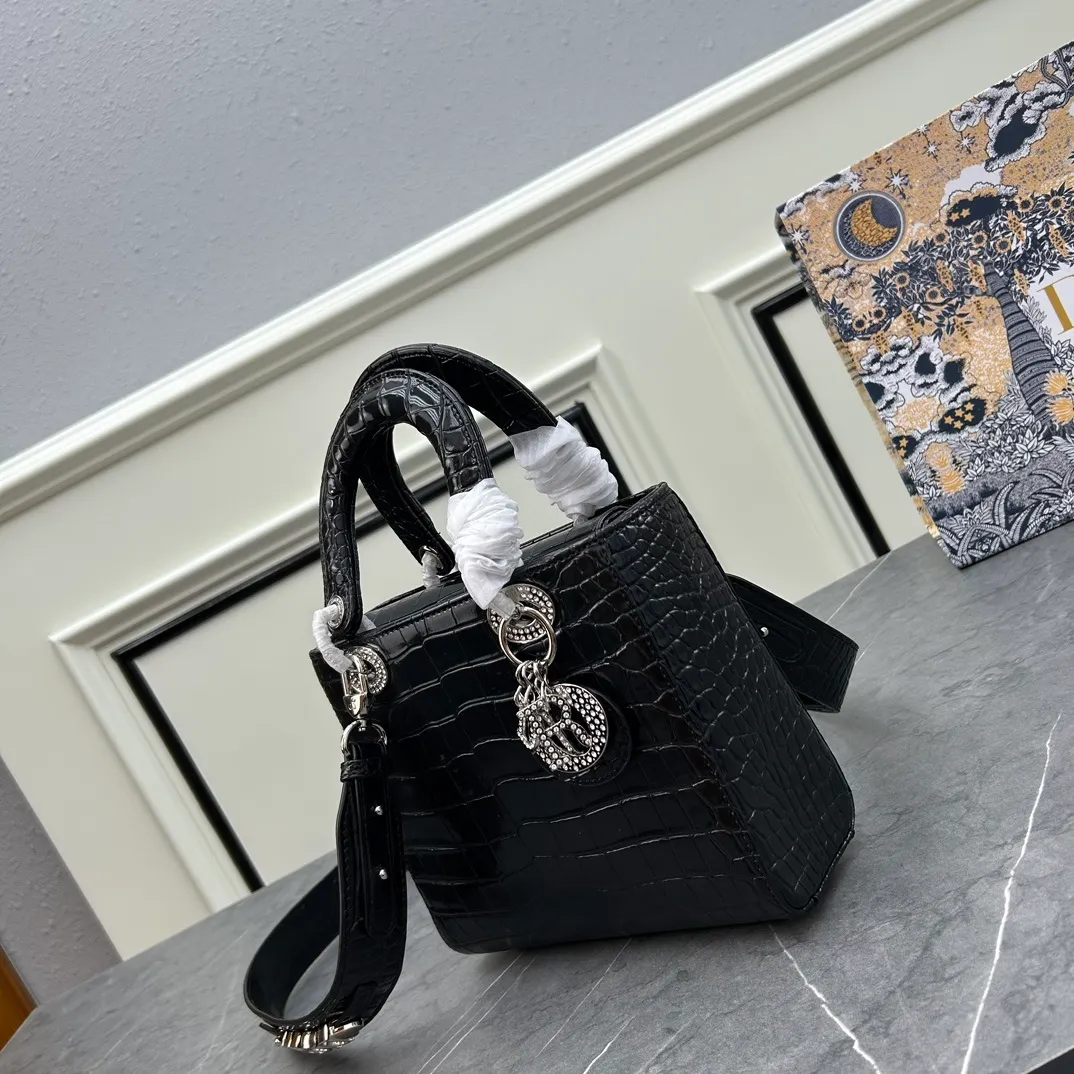 All Categories Official Website "Brand Women's Bags" Women's Bags 💙 DIOR 2026 New DIOR Handbags