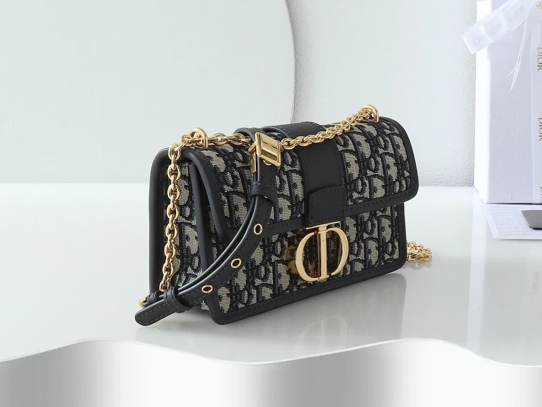 All Categories Official Website "Brand Women's Bags" Women's Bags 💙 DIOR 2025 New DIOR Crossbody Bag
