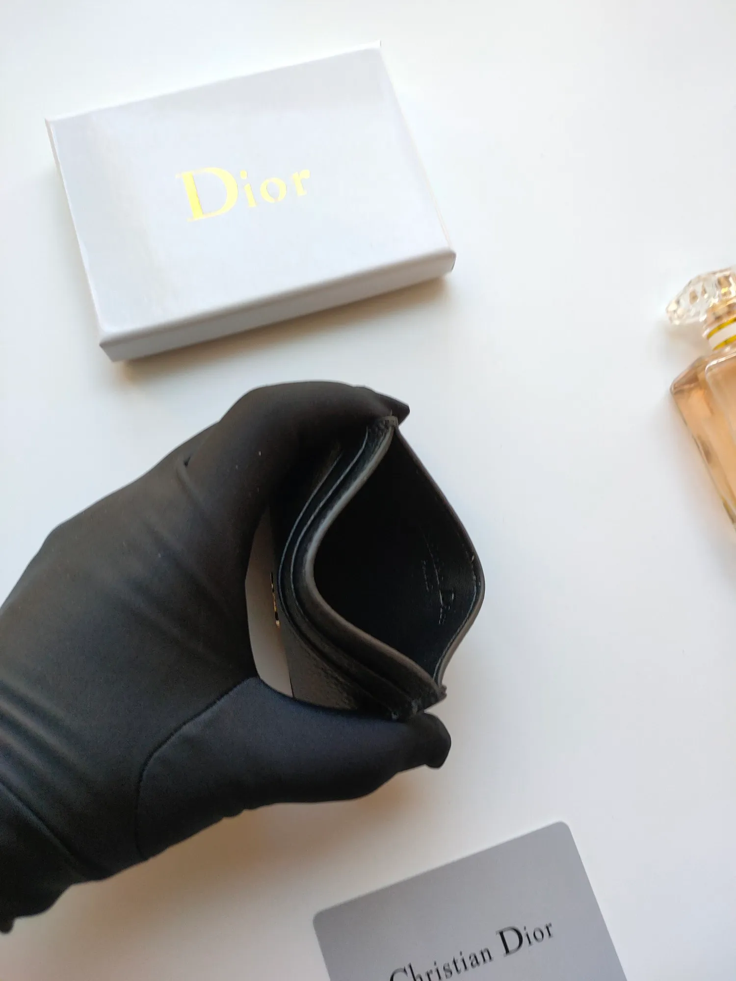 💰90 Dior new products are shipped👉Dior genuine pickup bag🎀Cow leather credit card holder, original one-to-one hardware, copied details😋Style number: C139😎Size: 10.5×7.5cm