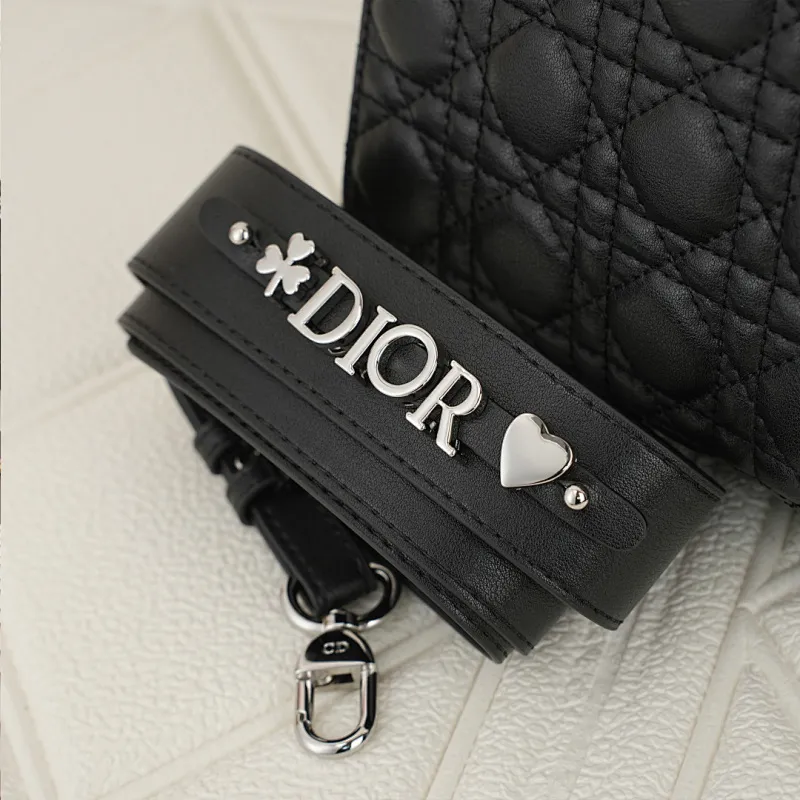 All Categories Official Website "Brand Women's Bags" Women's Bags 💙 DIOR 2026 New DIOR Handbags