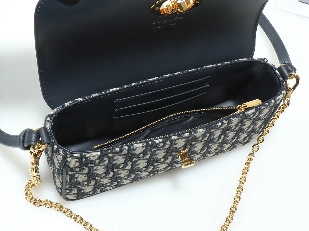 All Categories Official Website "Brand Women's Bags" Women's Bags 💙 DIOR 2025 New DIOR Crossbody Bag