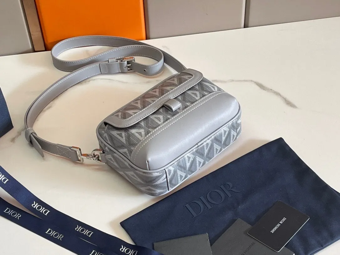 All Categories Official Website "Brand Women's Bags" Women's Bags 💙 DIOR 2025 New DIOR Crossbody Bag