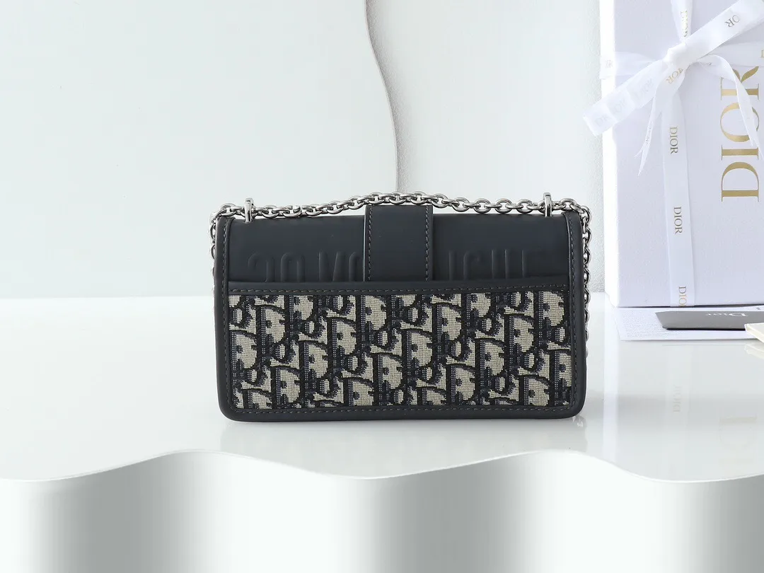 All Categories Official Website "Brand Women's Bags" Women's Bags 💙 DIOR 2025 New DIOR Crossbody Bag