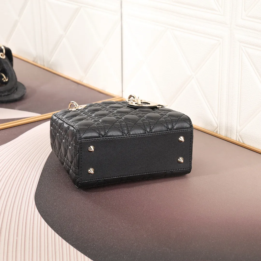All Categories Official Website "Brand Women's Bags" Women's Bags 💙 DIOR 2026 New DIOR Handbags