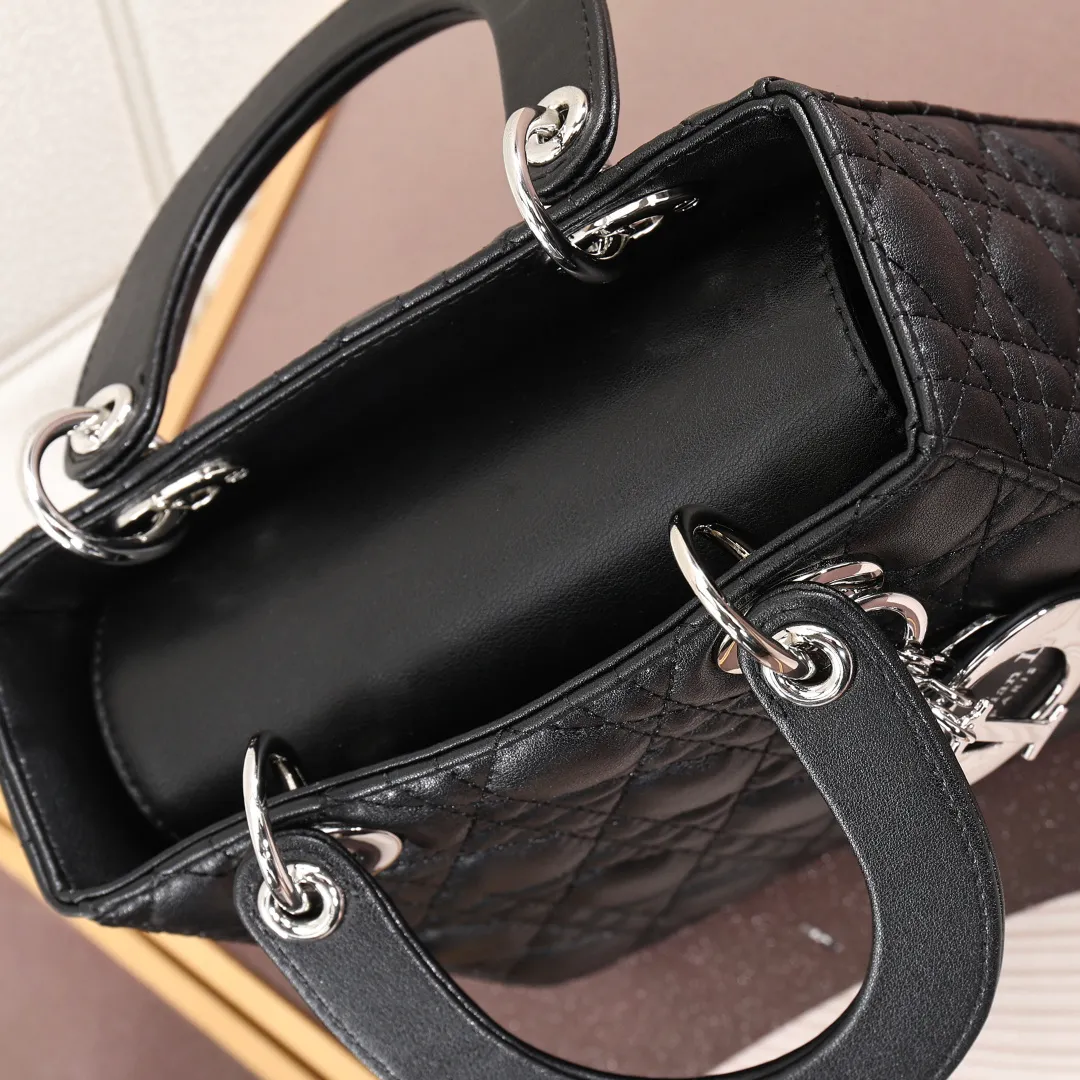 All Categories Official Website "Brand Women's Bags" Women's Bags 💙 DIOR 2026 New DIOR Handbags