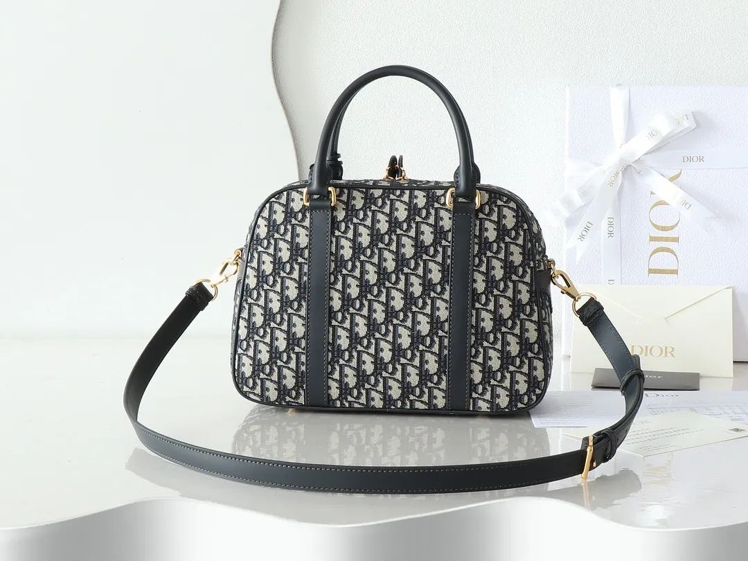 All Categories Official Website "Brand Women's Bags" Women's Bags 💙 DIOR 2025 New DIOR Crossbody Bag