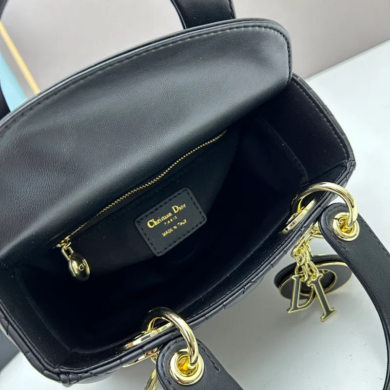 All Categories Official Website "Brand Women's Bags" Women's Bags 💙 DIOR 2026 New DIOR Handbags