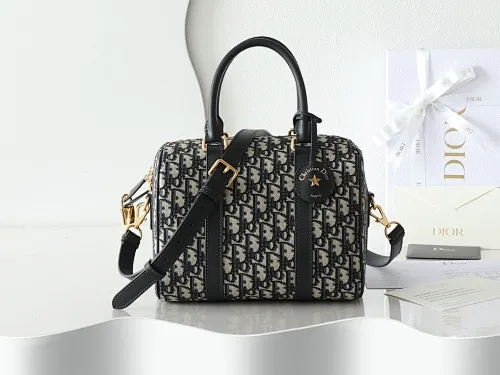 All Categories Official Website "Brand Women's Bags" Women's Bags 💙 DIOR 2025 New DIOR Crossbody Bag
