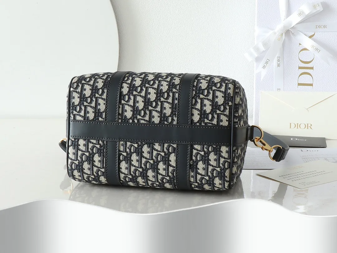 All Categories Official Website "Brand Women's Bags" Women's Bags 💙 DIOR 2025 New DIOR Crossbody Bag