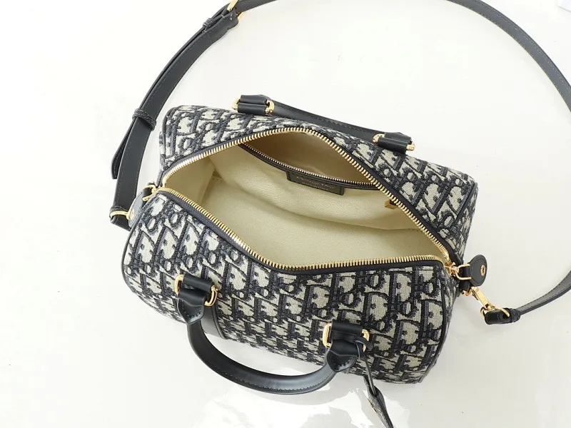 All Categories Official Website "Brand Women's Bags" Women's Bags 💙 DIOR 2025 New DIOR Crossbody Bag