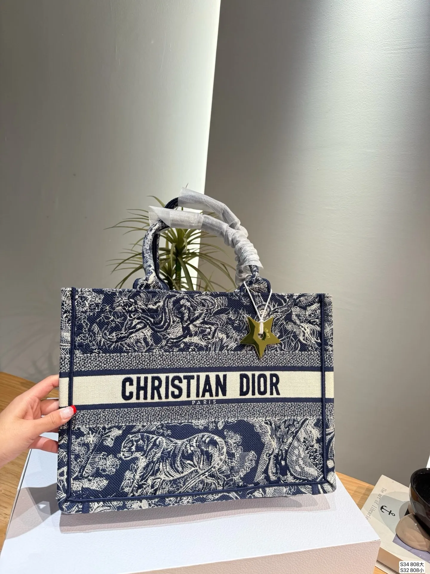 All Categories Official Website "Brand Women's Bags" Women's Bags 💙 DIOR 2025 New DIOR Handbags