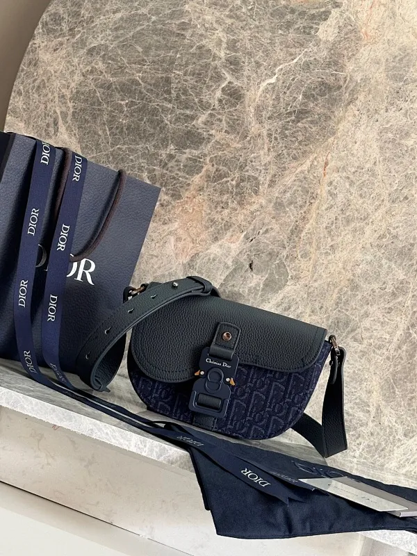 All Categories Official Website "Brand Women's Bags" Women's Bags 💙 DIOR 2025 New DIOR Crossbody Bag