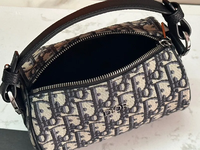 All Categories Official Website "Brand Women's Bags" Women's Bags 💙 DIOR 2025 New DIOR Crossbody Bag